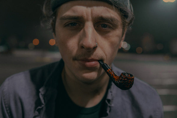 The Pros and Cons of Smoking a Ceramic Pipe